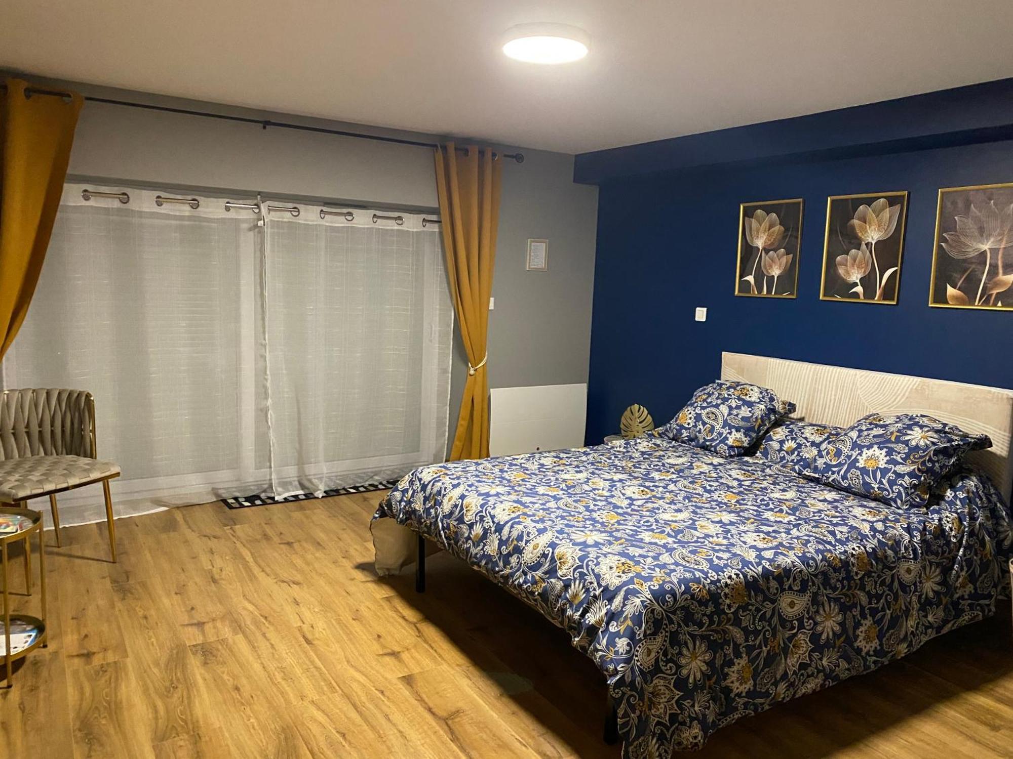 Bed and Breakfast Chez Marie Et Angel Autun Esterno foto